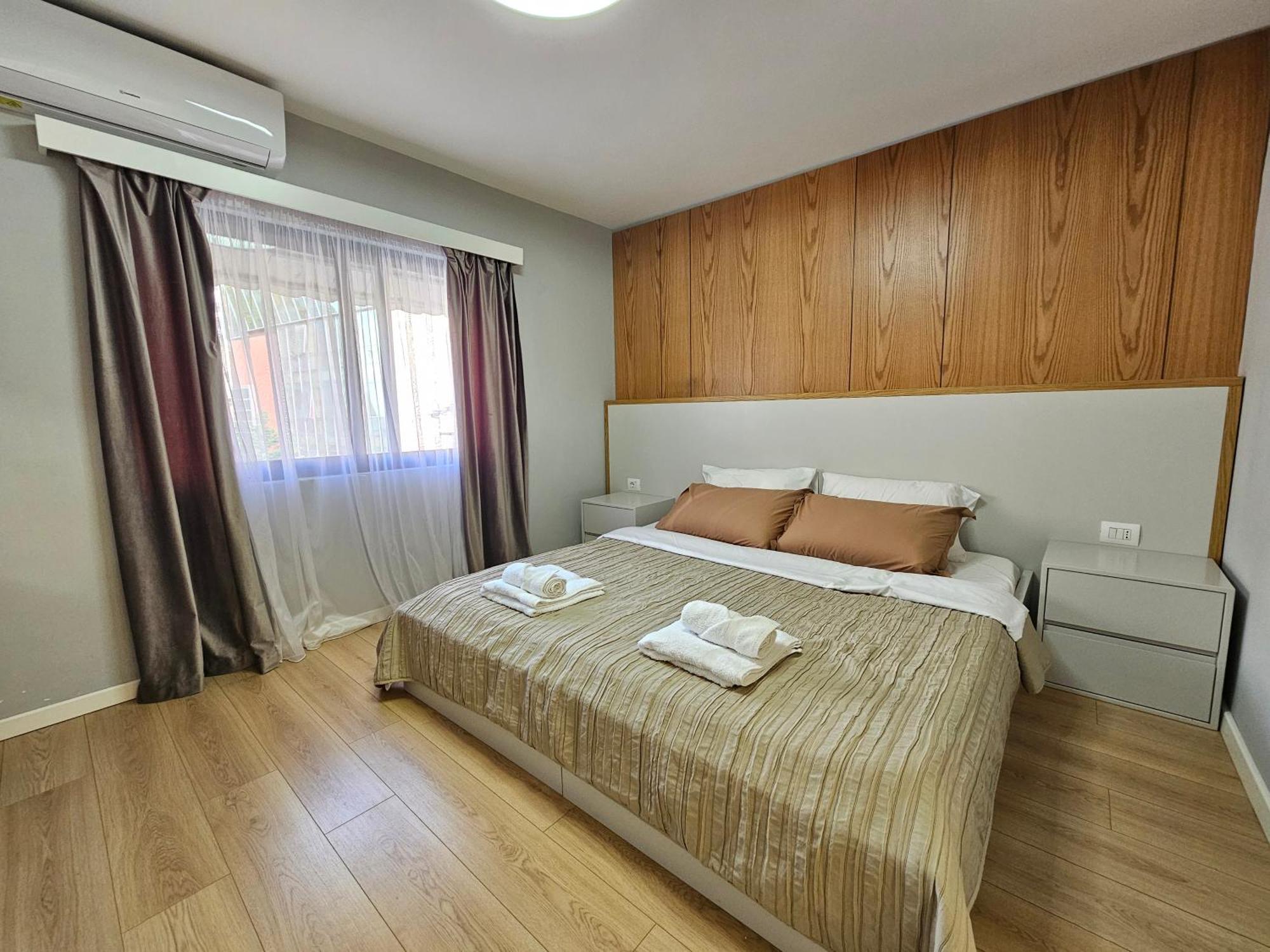 Valentino'S Nest Daire Tiran Dış mekan fotoğraf
